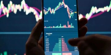Lack of big triggers today, but earning opportunities remain! Traders should immediately note the target and stoploss of these top 20 stocks.