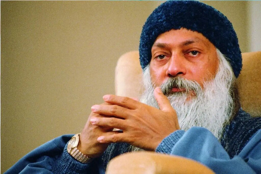 'Live in today...' If you want to escape from the emptiness and stress of life, then adopt this precious thought of Osho today itself.