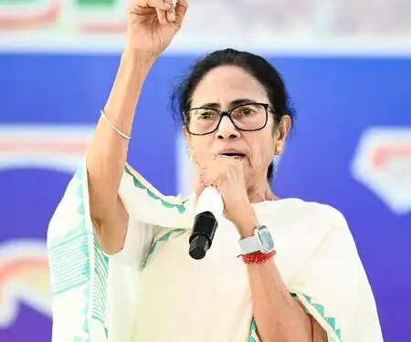 Mamta Banerjee got angry over the murder of a migrant laborer from Bengal in Pune, said - hatred is being made a weapon.