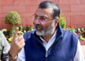Nehru used to show 'Nagin Dance', Modi is showing 'AI': Nishikant Dubey