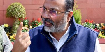 Nehru used to show 'Nagin Dance', Modi is showing 'AI': Nishikant Dubey