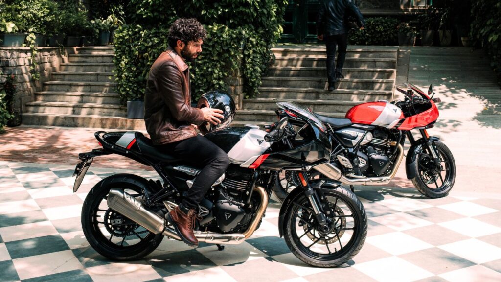 Triumph Thruxton 400