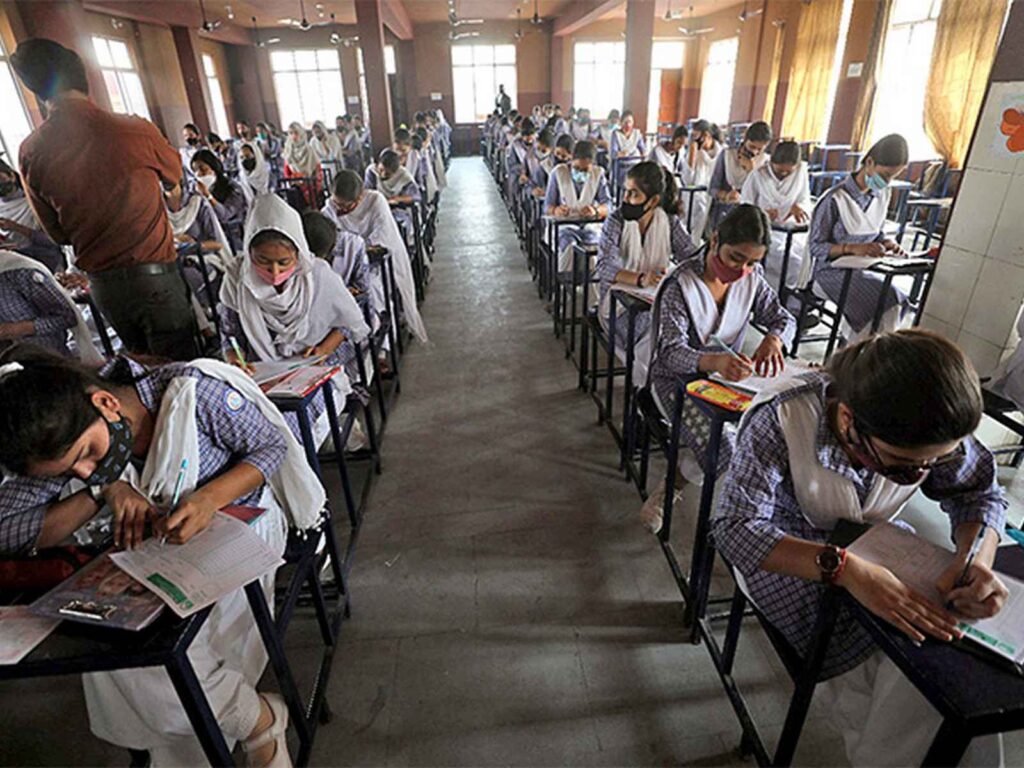 Nine schools in Delhi received bomb threats, security teams deployed
