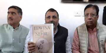 Nishikant Dubey accused Rahul Gandhi of holding Parliament hostage for three days, surrounded Nehru-Gandhi family by mentioning banned books.