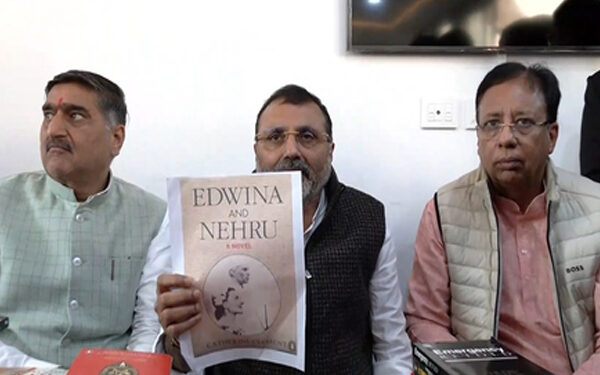 Nishikant Dubey accused Rahul Gandhi of holding Parliament hostage for three days, surrounded Nehru-Gandhi family by mentioning banned books.