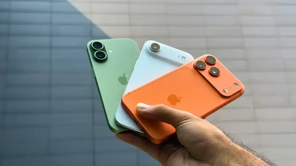 OMG: iPhone 17 is available here for less than Rs 50 thousand, a golden opportunity to gift it to your girlfriend in Valentine's Week.