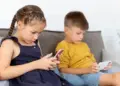 Online game task took the lives of three sisters in Ghaziabad, know how to keep your child away from it