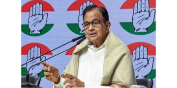P Chidambaram criticized economic analysts on 10% tariff, called the decision a weapon of Trump