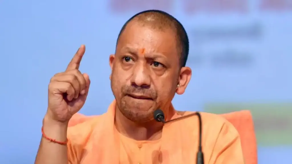 Political temperature increased in UP! Owaisi gave an open challenge to Yogi Adityanath, said - "I am coming to UP, get ready..."