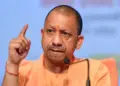 Political temperature increased in UP! Owaisi gave an open challenge to Yogi Adityanath, said - "I am coming to UP, get ready..."