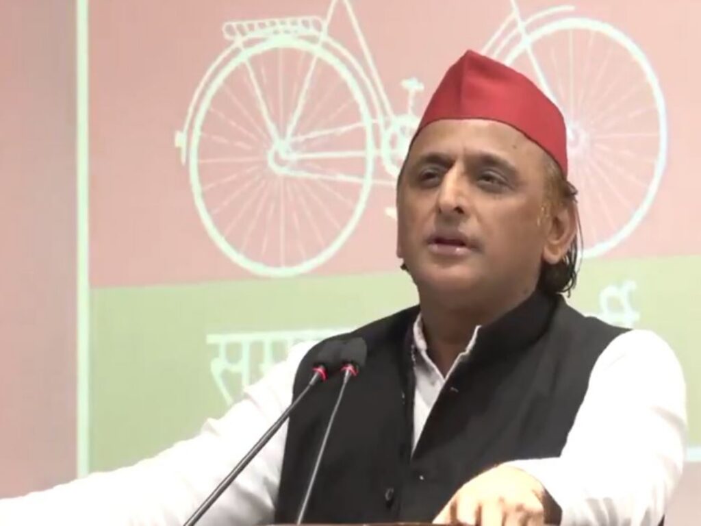 Politics heated up due to 'Epstein files', Akhilesh raised questions on America and market
