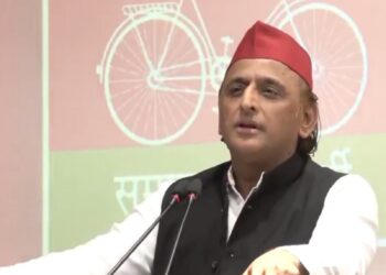 Politics heated up due to 'Epstein files', Akhilesh raised questions on America and market