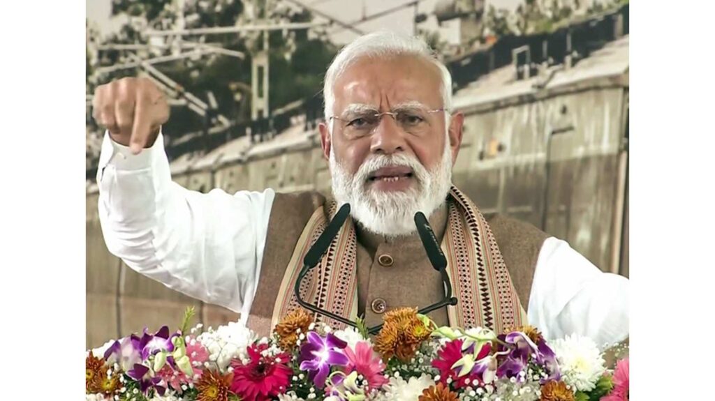 Prime Minister Modi targeted Congress, saying "this shows how ideologically bankrupt they have become"