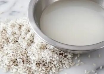 Rice water is a boon for falling and dry hair, you will get relief from dryness.