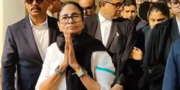 SIR controversy: Mamata Banerjee herself presented her side in the Supreme Court, said - 'Election Commission is targeting Bengal'