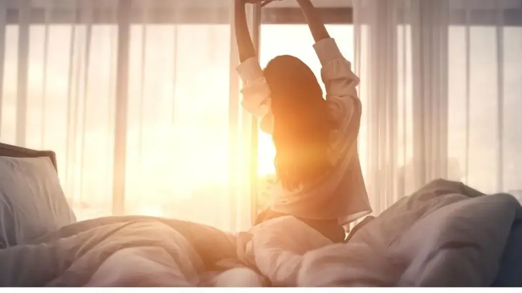 Seeing these 6 objects early in the morning indicates trouble, know the simple solution according to astrology