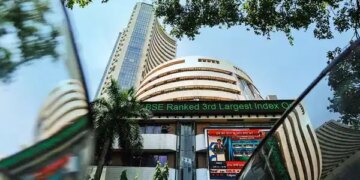 Share Market Update: All-round greenery in the market! Sensex rises 4,200 points after tariff deal