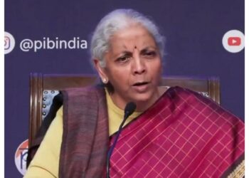 Sitharaman's big statement on Rahul Gandhi's budget criticism, said, "Give me the facts of your argument, I will listen"