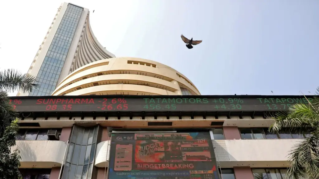Stock Market Closing: After yesterday's strong rise, there was sluggishness in the market today, Sensex closed by 79 points and Nifty by 48 points.
