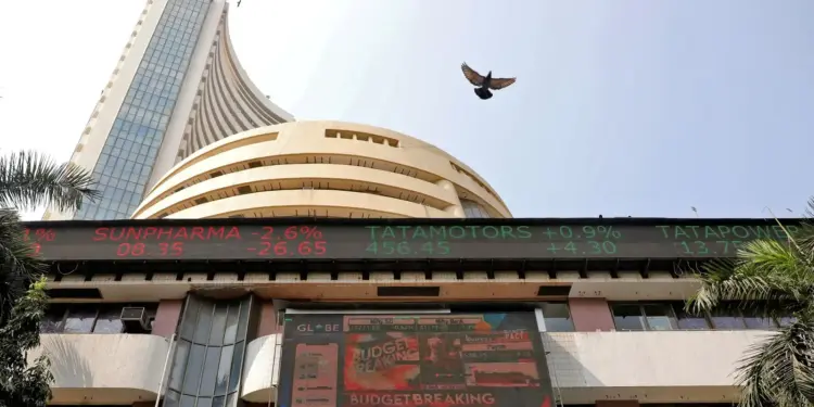 Stock Market Closing: After yesterday's strong rise, there was sluggishness in the market today, Sensex closed by 79 points and Nifty by 48 points.