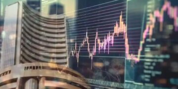 Stock Market Opening: After strong rally yesterday, huge profit booking in the market today, Sensex opened 500 points lower and Nifty 120 points lower.