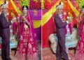 Strange behavior of groom during Jaymala, funny video went viral
