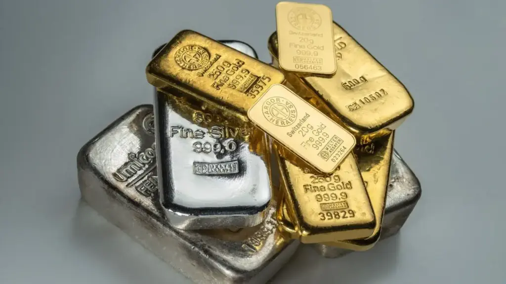 Sudden increase in gold and silver prices, silver increased by ₹ 15,200, know how to invest