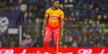 The debut match of T20 World Cup itself became shameful, Tinotenda Maphosa gave away so many runs in the first over.
