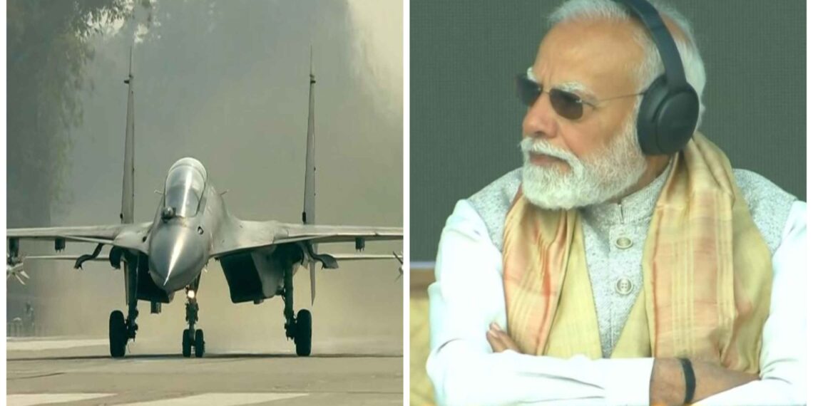 Thunderous sky in Assam: Strong performance of Sukhoi-Rafale in the presence of PM Modi