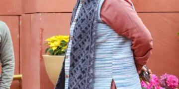 Union Budget brings message of big investment in education, science and research: Giriraj Singh