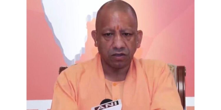Uttar Pradesh Chief Minister Yogi Adityanath gave information, signed investment proposals worth Rs 1 lakh crore in Singapore.