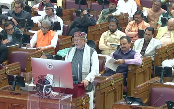 Uttar Pradesh: Finance Minister Suresh Khanna presented a budget of Rs 9,12,696 crore.