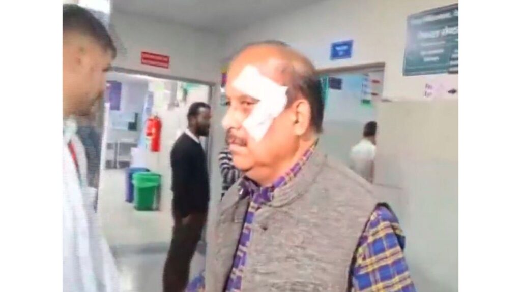 Uttarakhand: Raipur Police registered a case in connection with the attack on the Director of Primary Education.