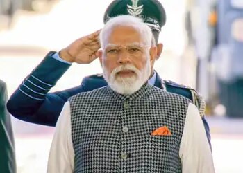 When knowledge connects with science, the path to freedom from crises automatically opens: PM Modi