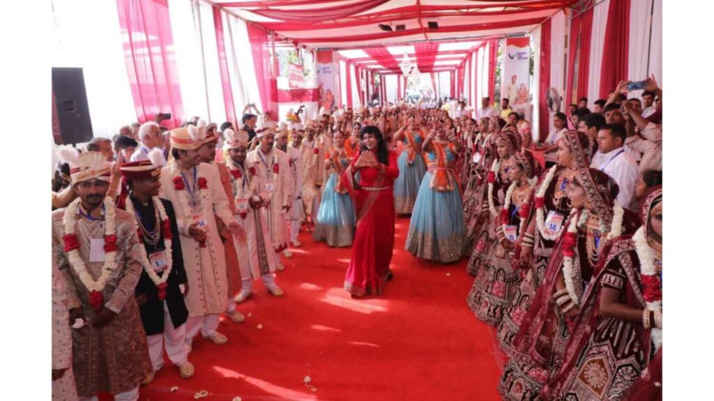 45th disabled-indigent mass marriage ceremony was organized at Narayan Seva Sansthan.