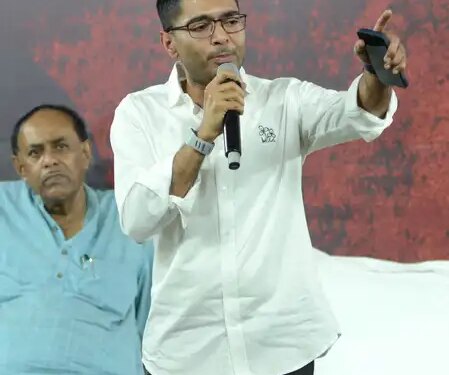 Abhishek Banerjee wrote a letter to CEC, demanding daily publication of supplementary voter list.