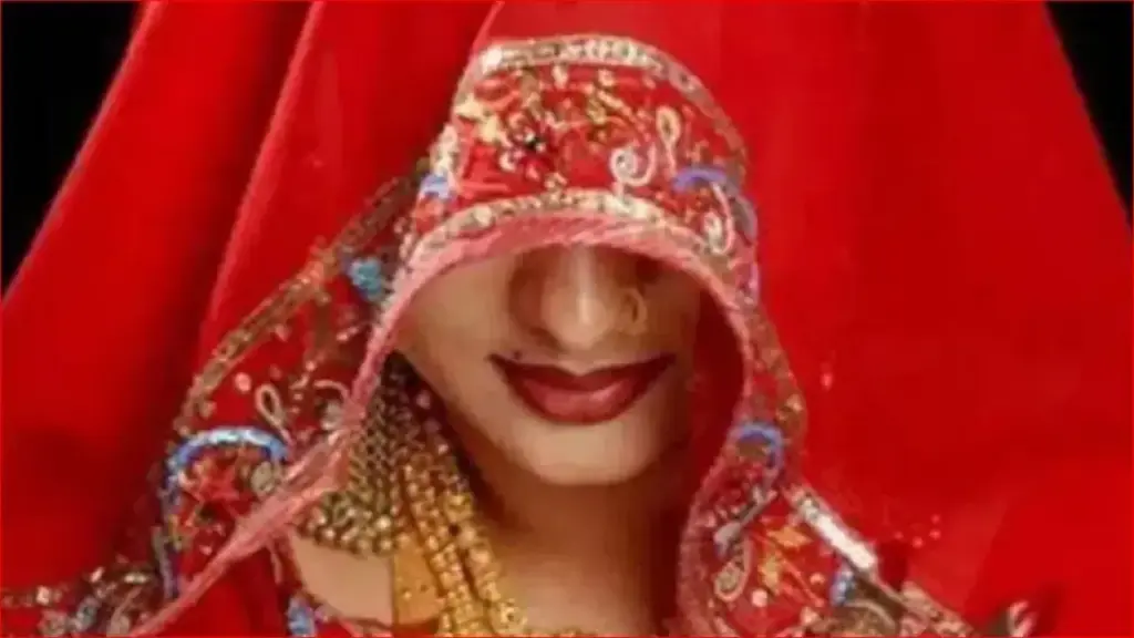 Act of newly married woman in Moradabad: After feeding intoxicated milk to her husband and in-laws, she absconded with her lover.