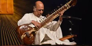 Aftab-e-Sitar: Due to hard work, the magic of sitar spread all over the world, fingers used to get cut while practicing.