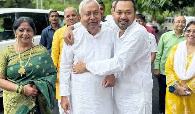 After father in Bihar, now it is son's turn, Nitish Kumar's son Nishant will join JDU on Holi.