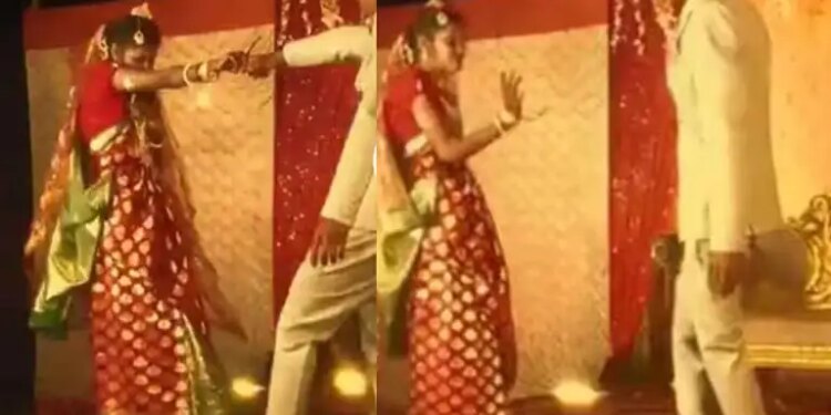 As soon as the bride and groom saw each other on stage, they started doing a funny dance, it will be impossible to stop laughing after watching the video.