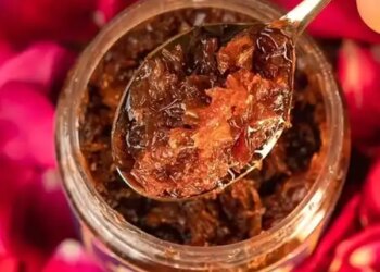 Beneficial Gulkand: Provides relief from summer fatigue and digestive problems, also keeps the body and mind cool.