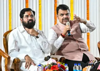 Big game late night in Maharashtra politics! What was cooked in the secret meeting of Shinde-Fadnavis, what issue was discussed for hours