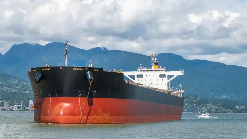Big news amid Middle East tension! Saudi oil ship reaches India safely, Iran dodged in Hormuz