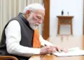 Big step by government to avert fuel crisis! 10% increase in LPG production, Hardeep Puri met PM Modi