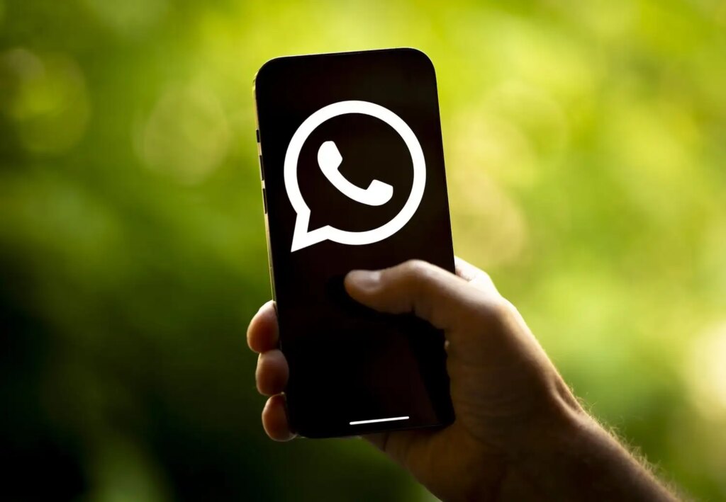 Can WhatsApp become a source of income? Know how you can earn huge amount every month