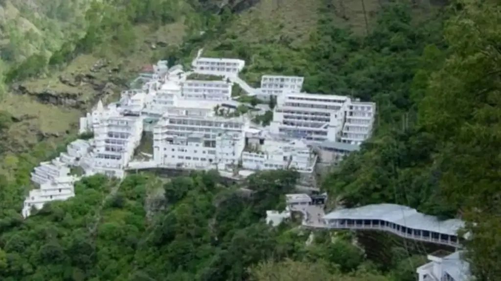Chaitra Navratri Travel: Special package of IRCTC, know fare and details for the journey of Mata Vaishno Devi