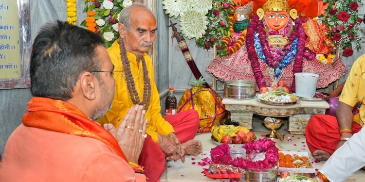 Chief Minister Bhajan Lal Sharma offered his head at the shrine of Jwala Mata: also worshiped in Shakambhari Mata temple, offered sacrifice in Havan.