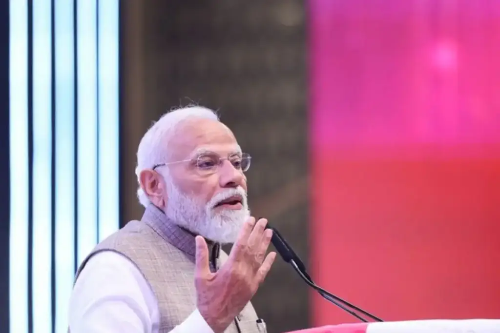 'Congress is about to score a century of defeat...' Narendra Modi's big attack on Assam, gift of ₹47,600 crore to the state