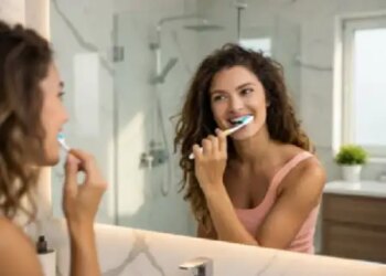 Do you also forget to clean your tongue? This habit is a big threat to your health.