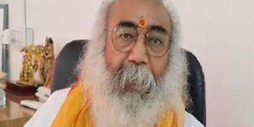'Easy to criticize, difficult to become Modi', Acharya Pramod Krishnam thanked PM Modi